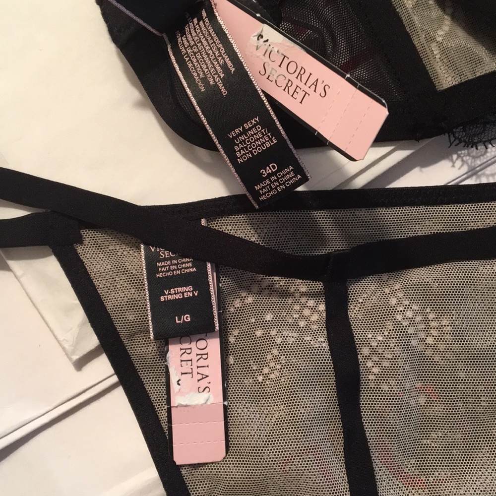 SOLD❌Victoria's Secret very sexy set - Picture 4 of 4